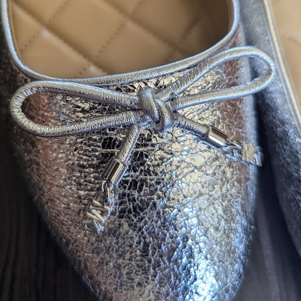 Michael Kors Metallic Silver Ballet Flats Bow Logo Size 11M New